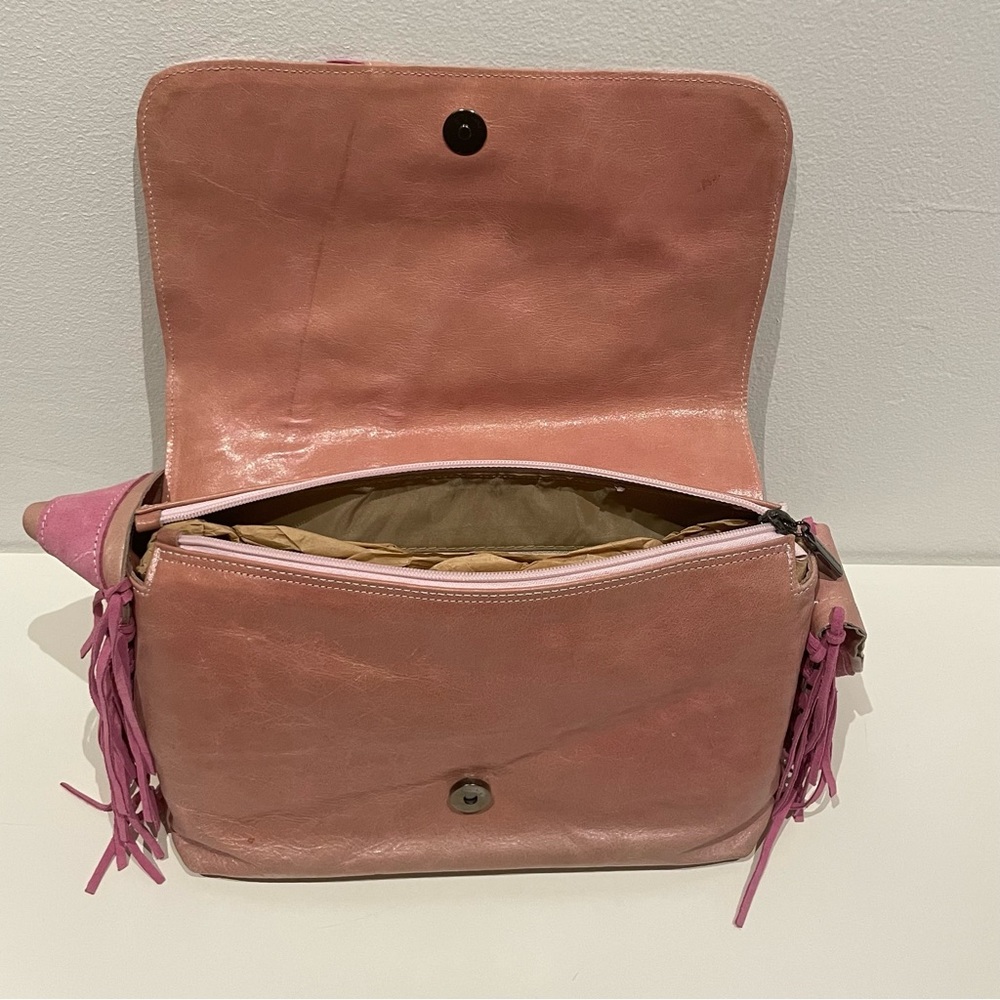 Bella Donna Italian crafted leather handbag with fringe. In Barbie pink. - Picture 5 of 12